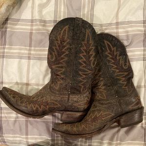 Ariat women’s boots